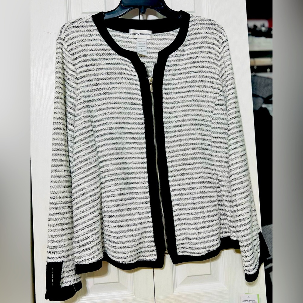 NWT lightweight varsity style jacket XL